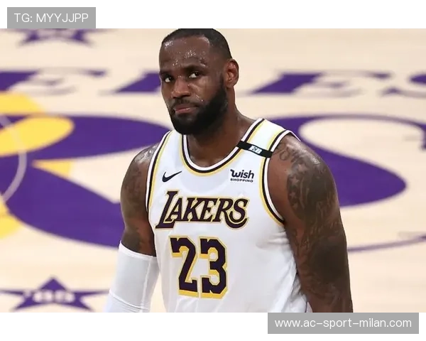 詹姆斯在公开场合为对抗歧视发声,态度坚定 詹姆斯在公开场合为对抗歧视发声,态度坚定