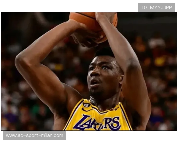 NBA新秀投篮训练逐步成型——打造巅峰投篮的秘密武器