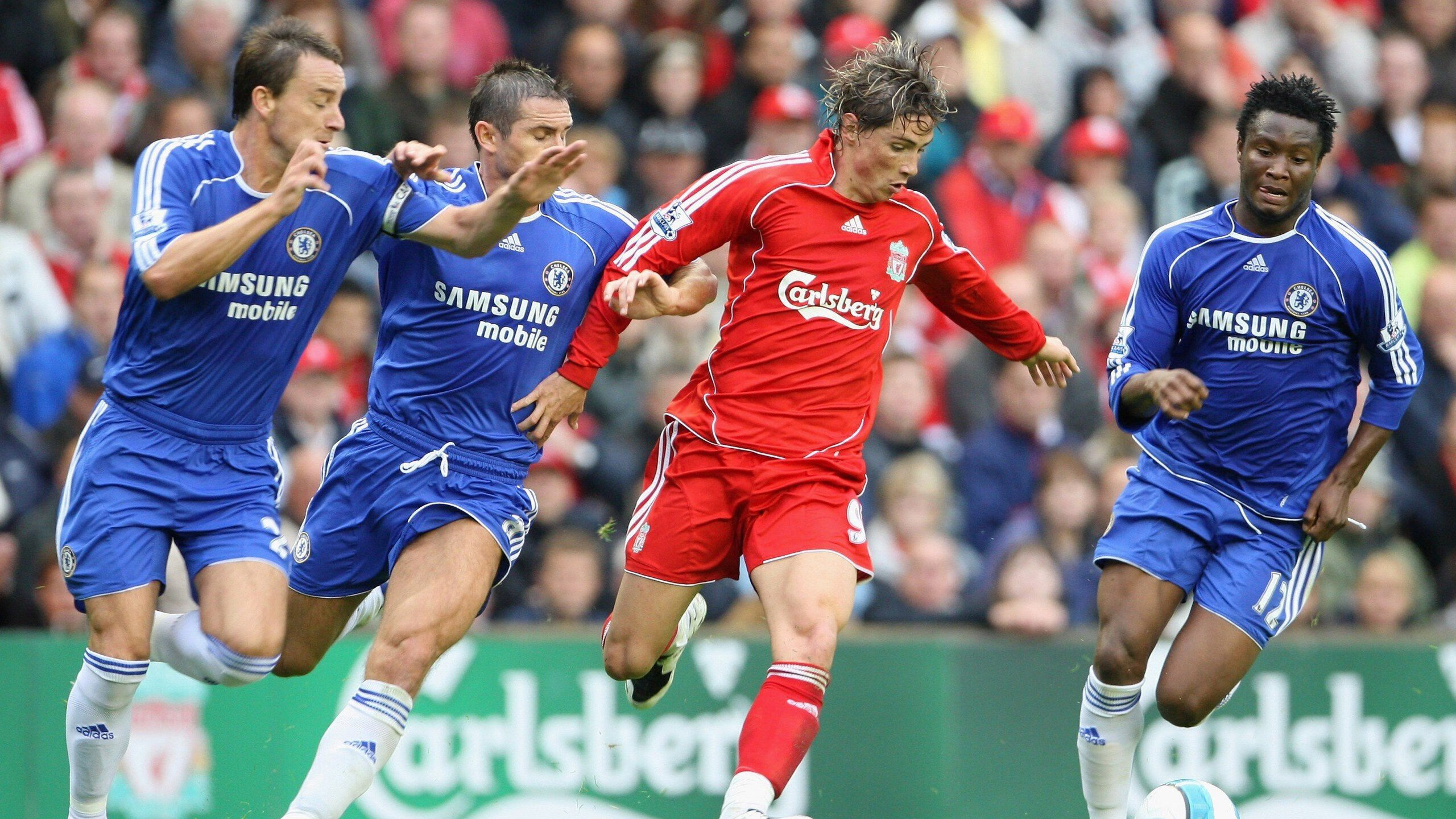 中国足球职业联赛多维度分析球员表现，中国足球联赛开始走向职业化