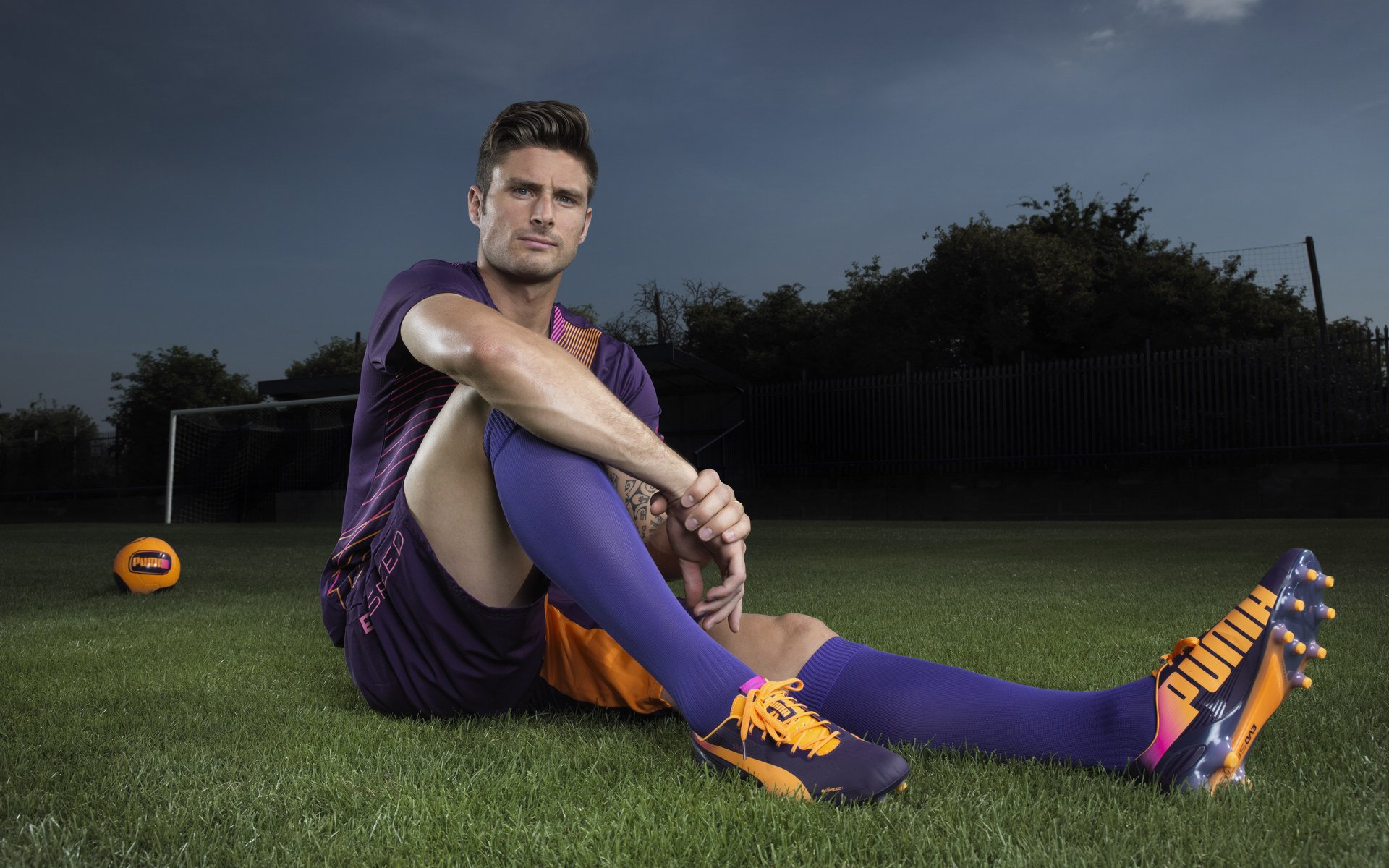 球员跑动路径与传球路线是否建立可视化联动系统，球员跑动距离怎么计算的